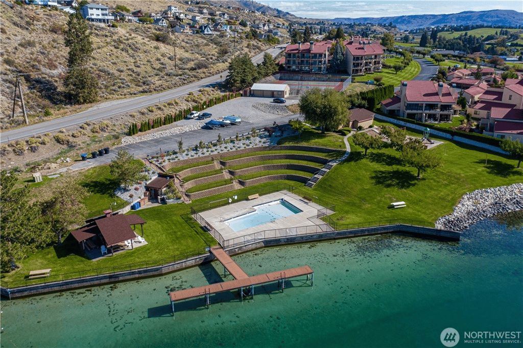 112 Riviera Place