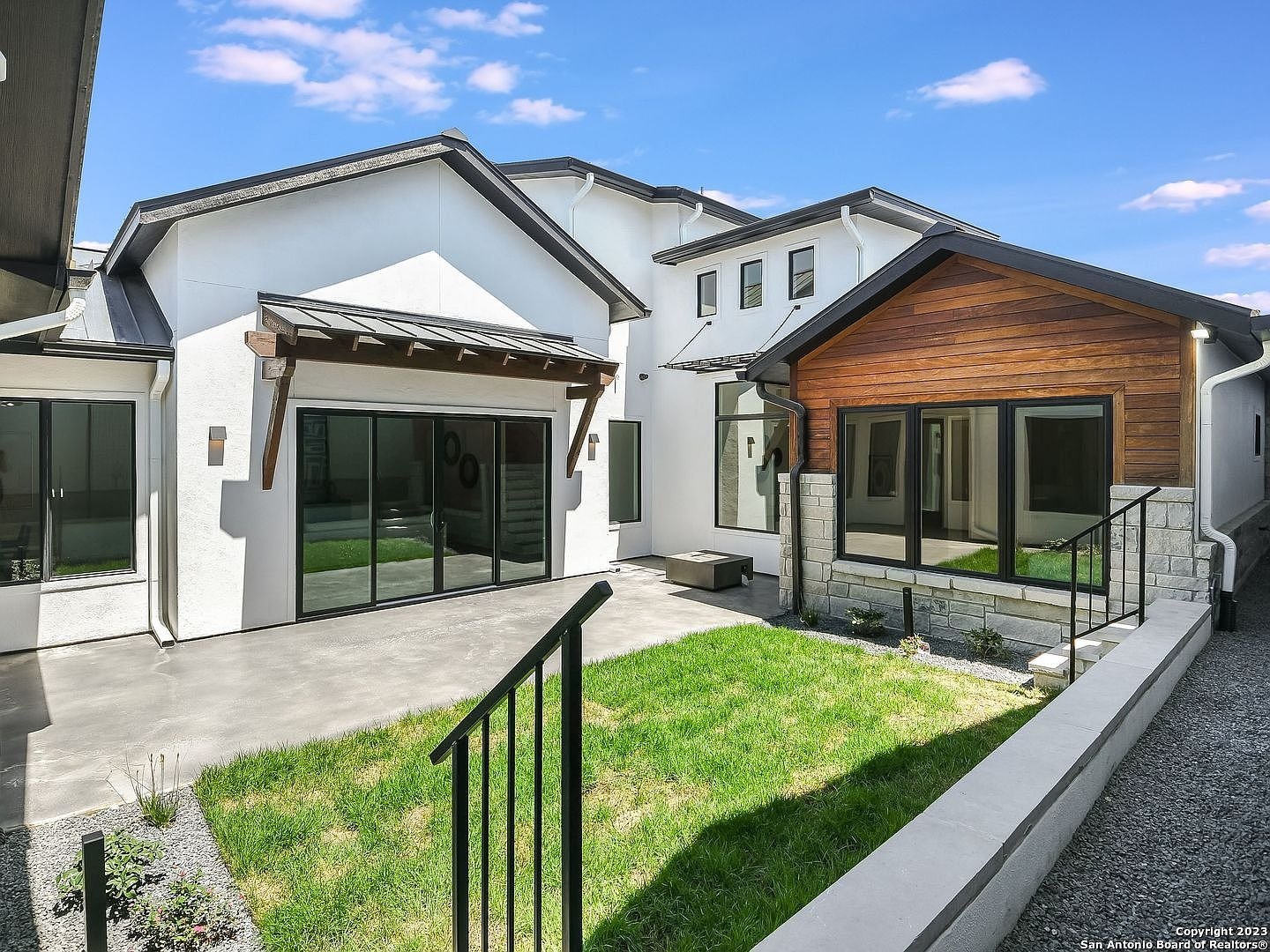 26 Dominion Meadows