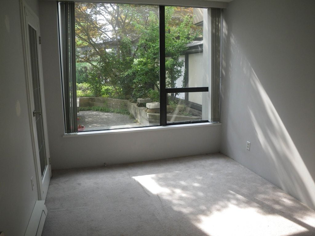 2041 Bellwood Ave, #208