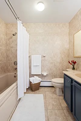 344 De Graw Street #2D