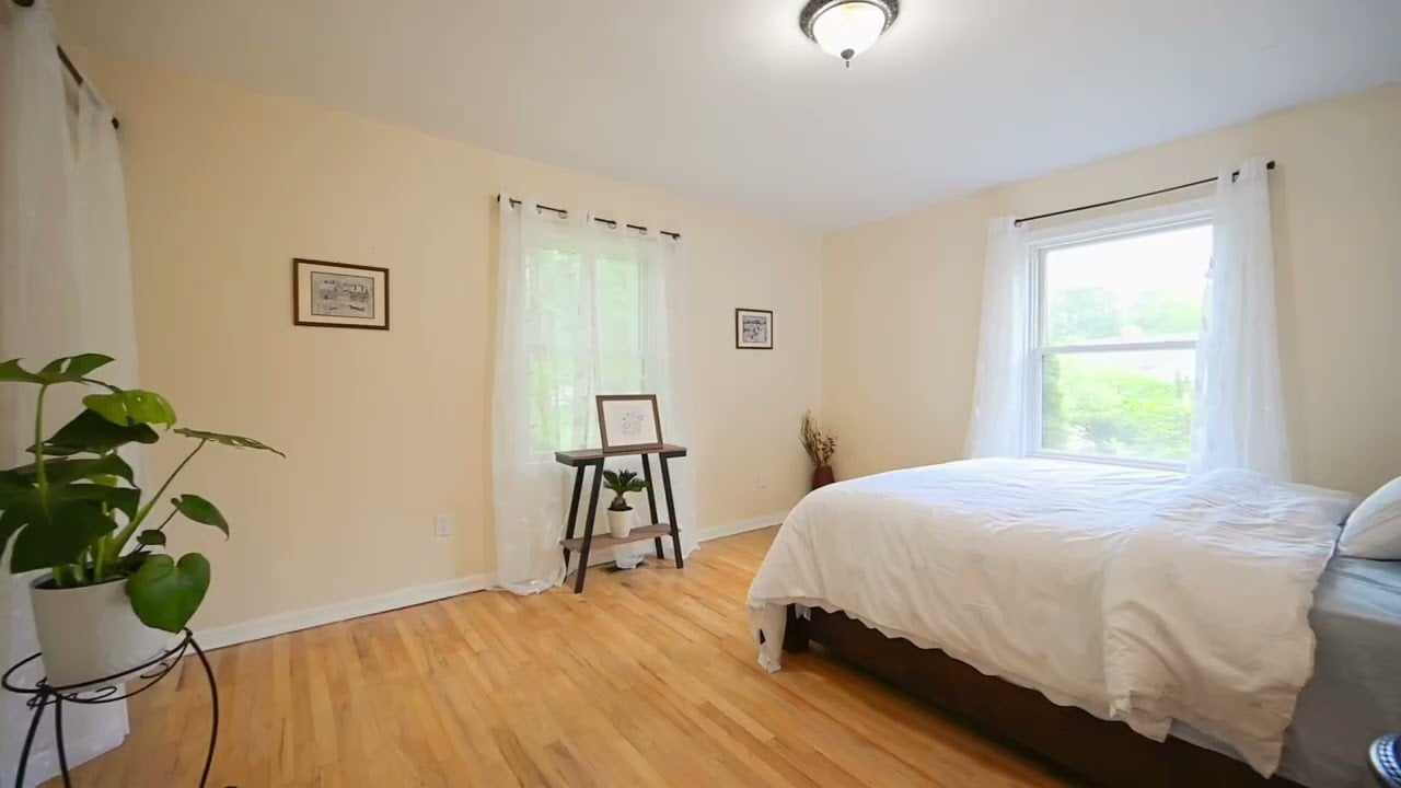 Tour 11 Park Lane, Trumbull