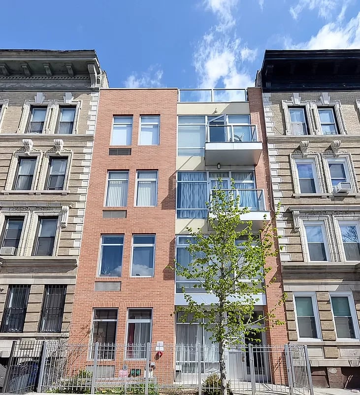 765 Park Place Unit: 1A