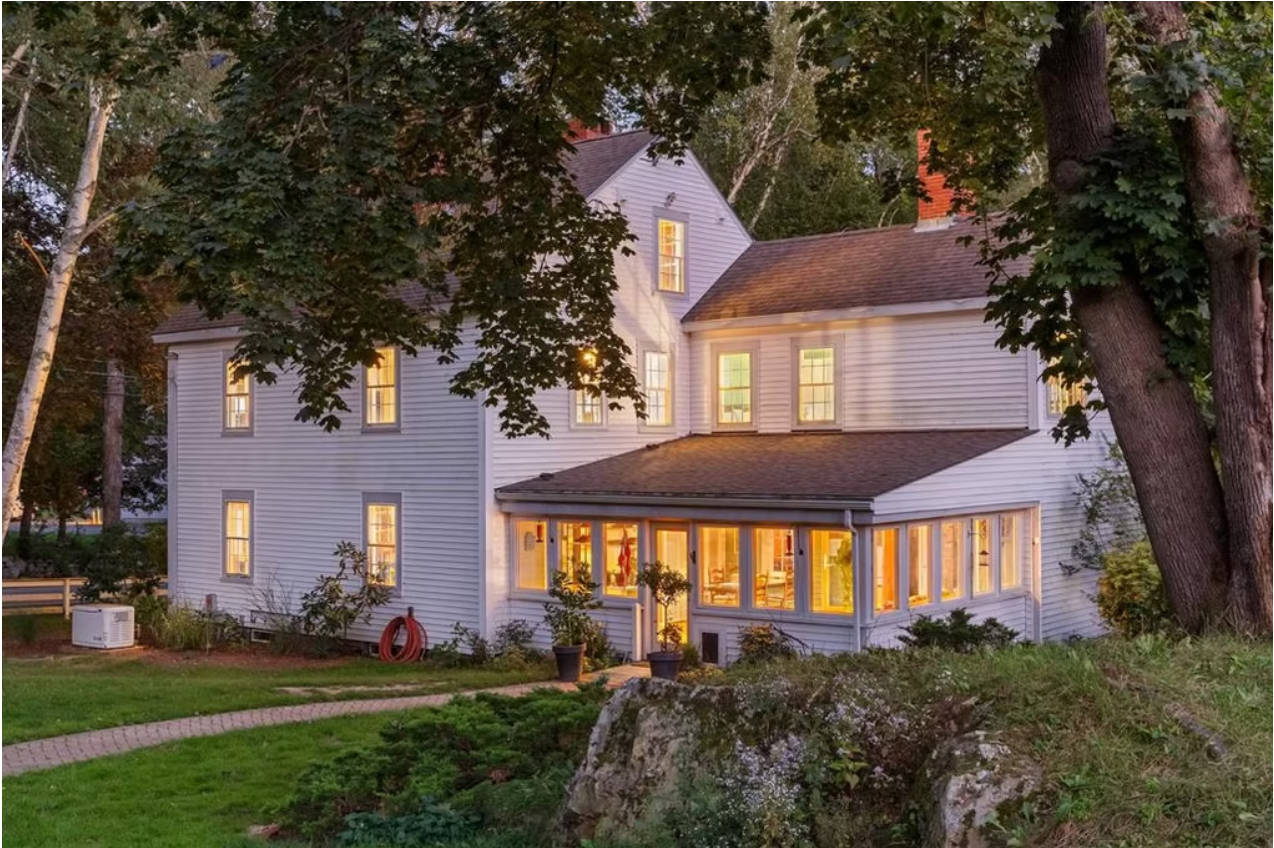 298 Exeter Rd