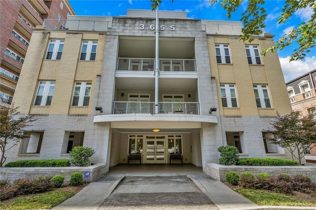 3655 Peachtree Condominiums Atlanta