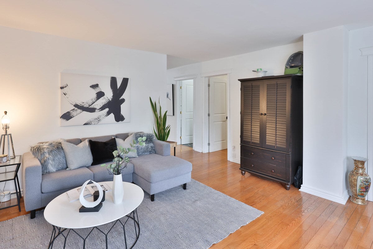 708 Montbeck Cres