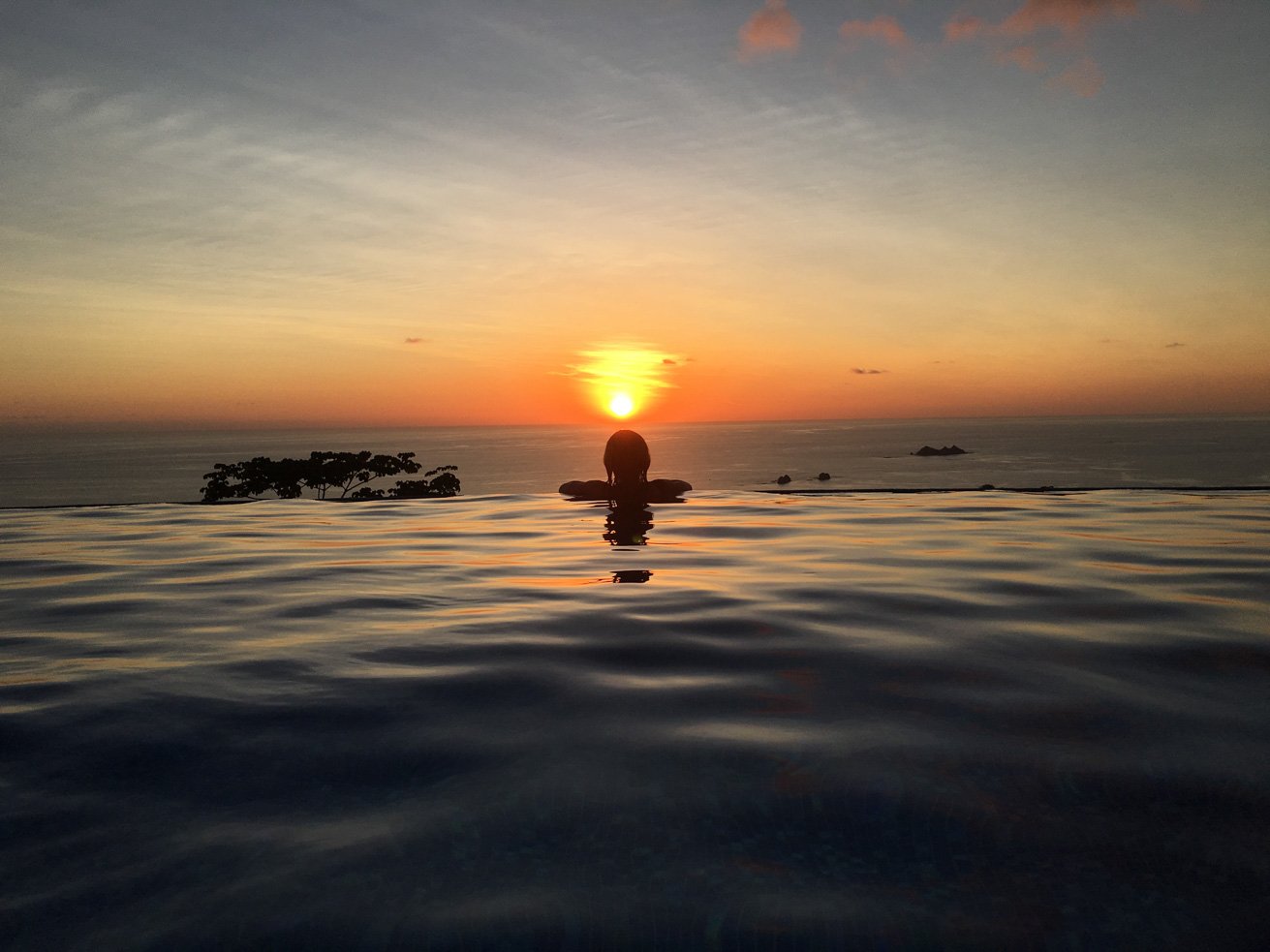Luxury Ocean View Home in Ojochal Costa Rica | Infinity Pool & Sunset Views