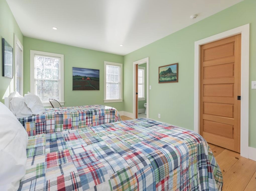 204 Katama Rd