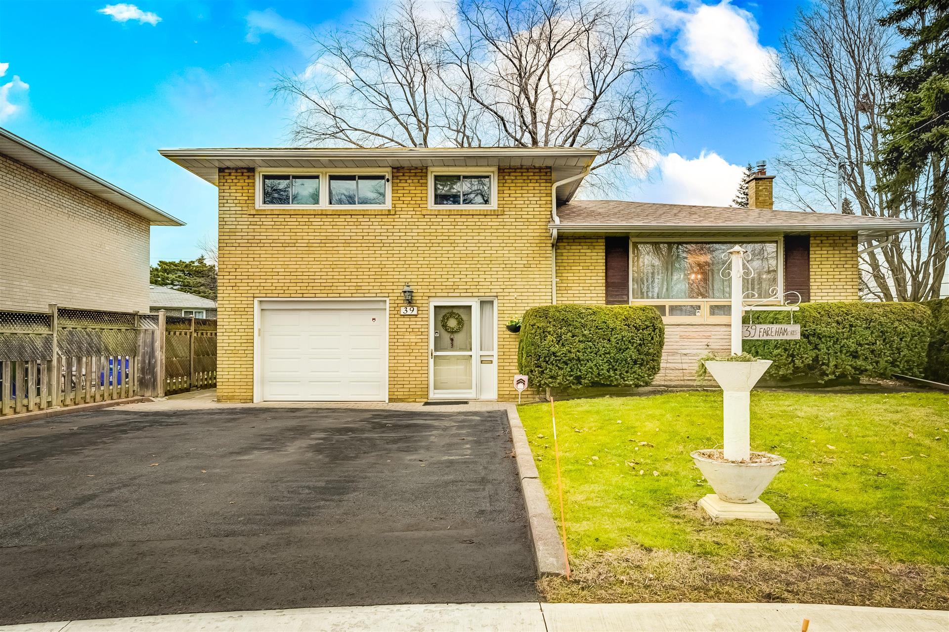 39 Fareham Cres
