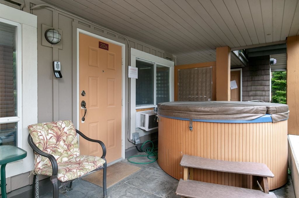 4388 Northlands Blvd #20/20A