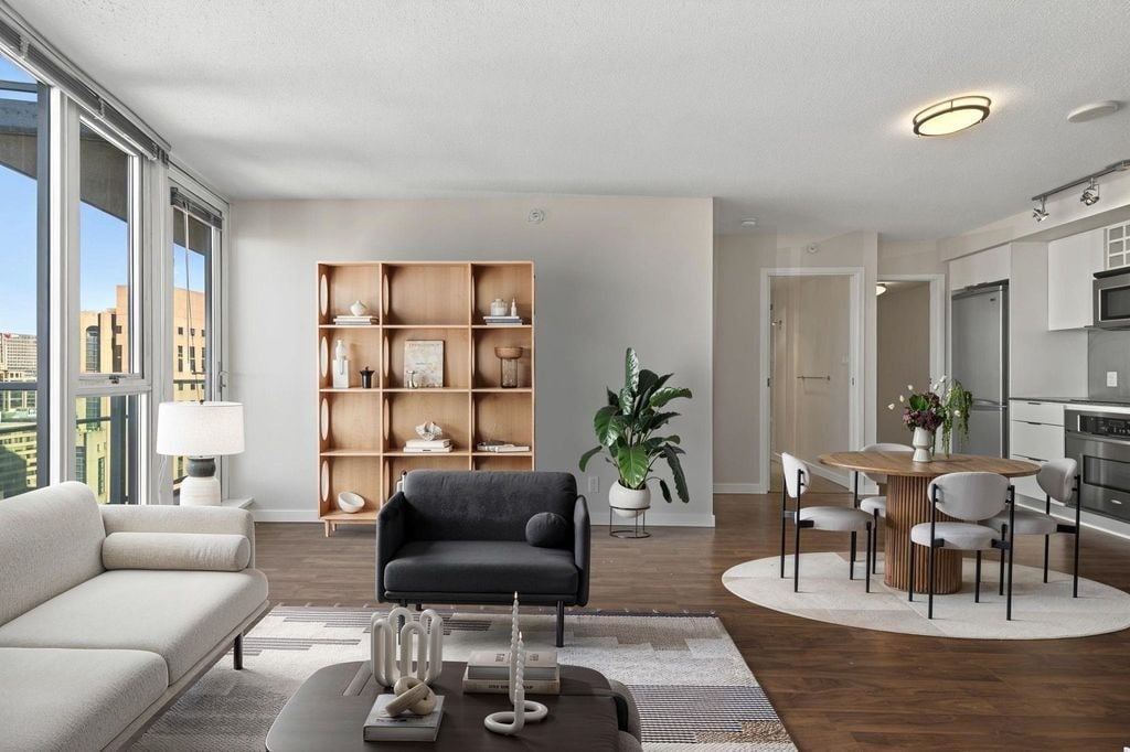 233 Robson St, #3210