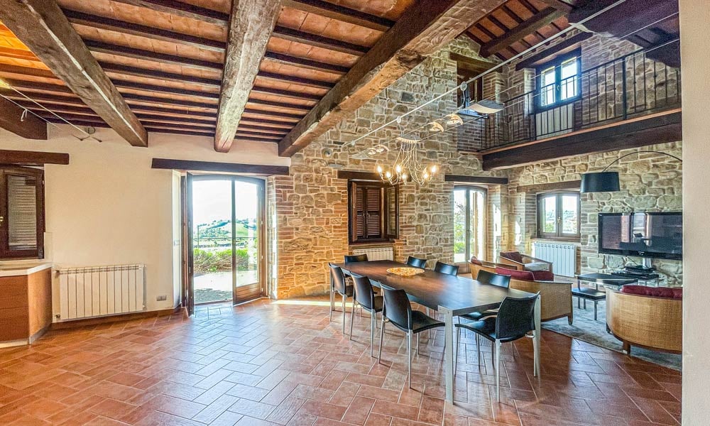 Elegant Villa with Trulli and Lamia