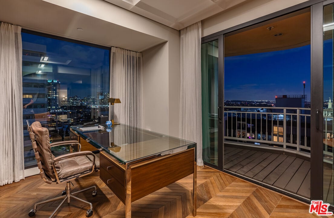 10727 Wilshire Blvd #1805