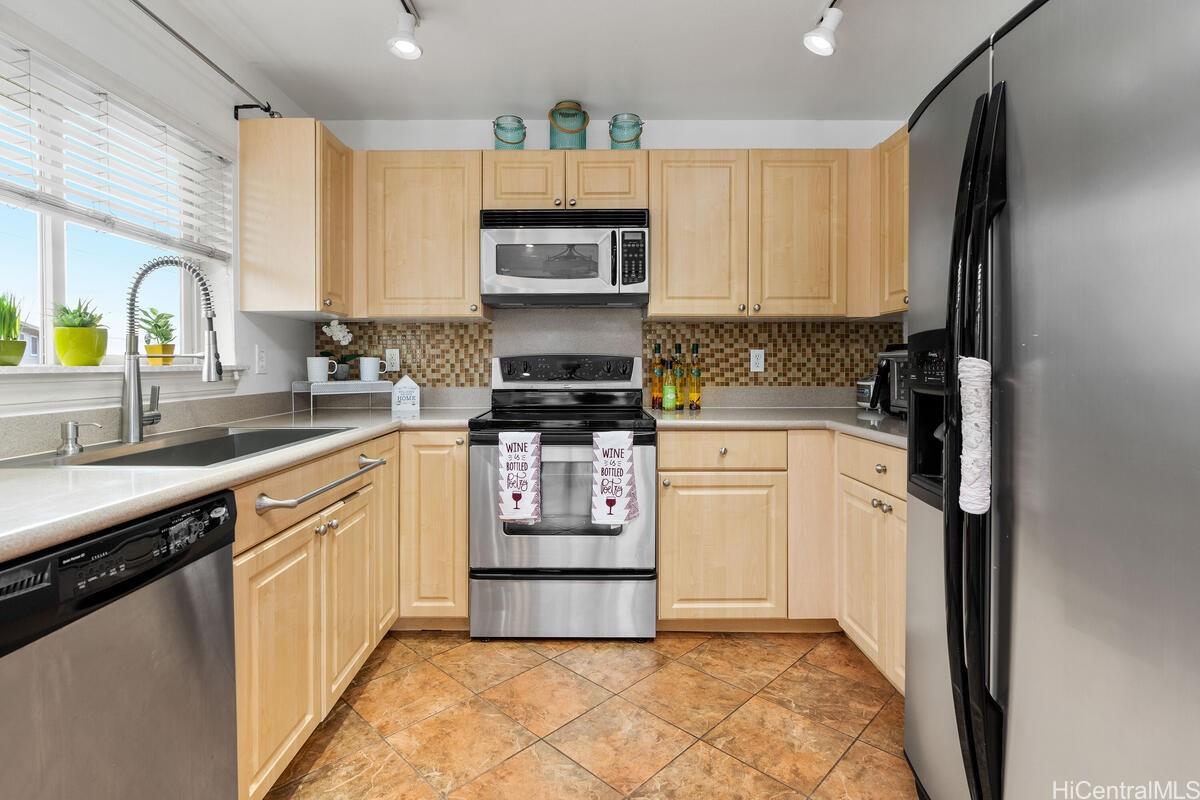 92-1145 Panana St #1608, Kapolei 96707