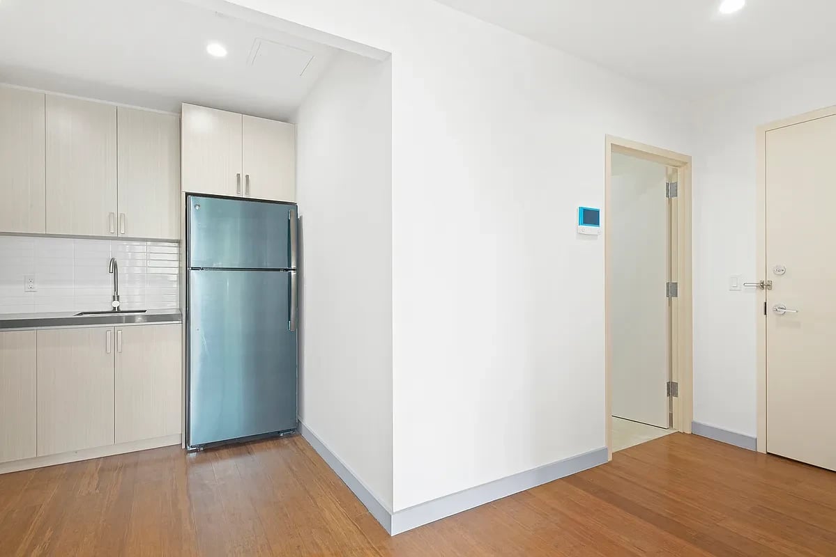 4907 Fourth Ave #5D