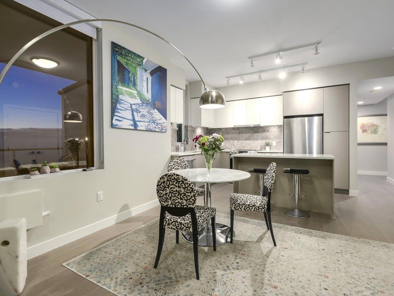 1402-8761 University Cres