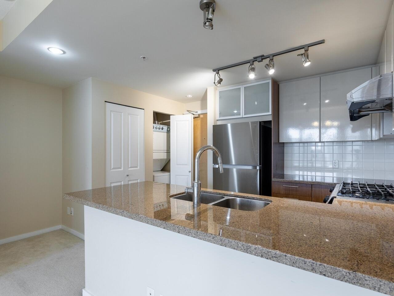 2903-2289 Yukon Cres