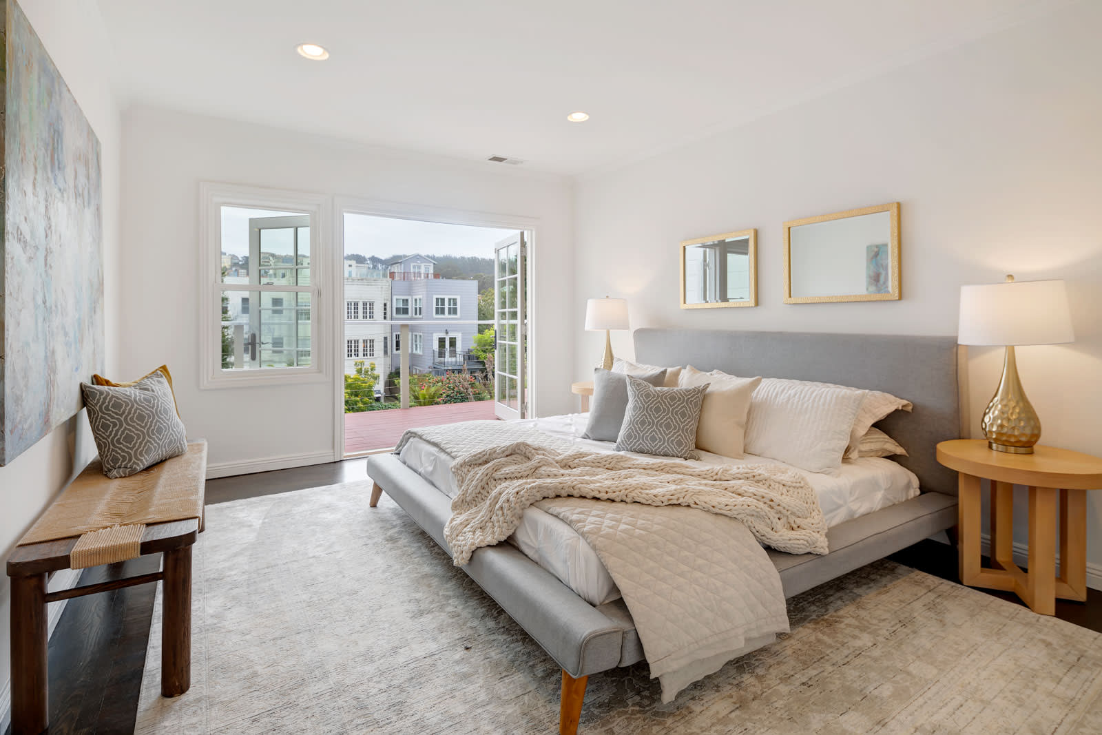 2257 Beach