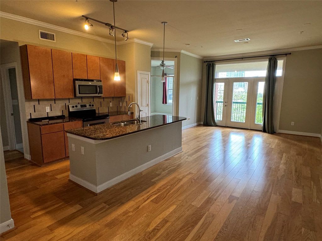 300 Saint Joseph Pkwy #314