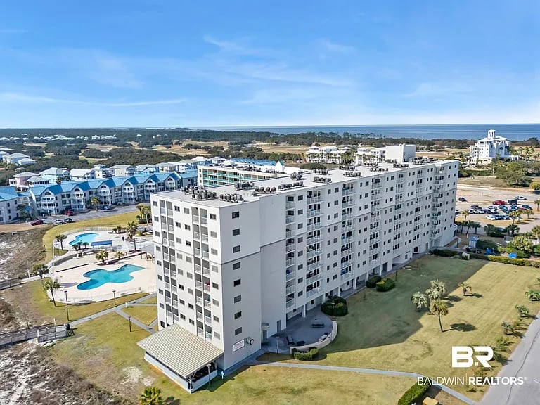 375 Plantation Rd #5205