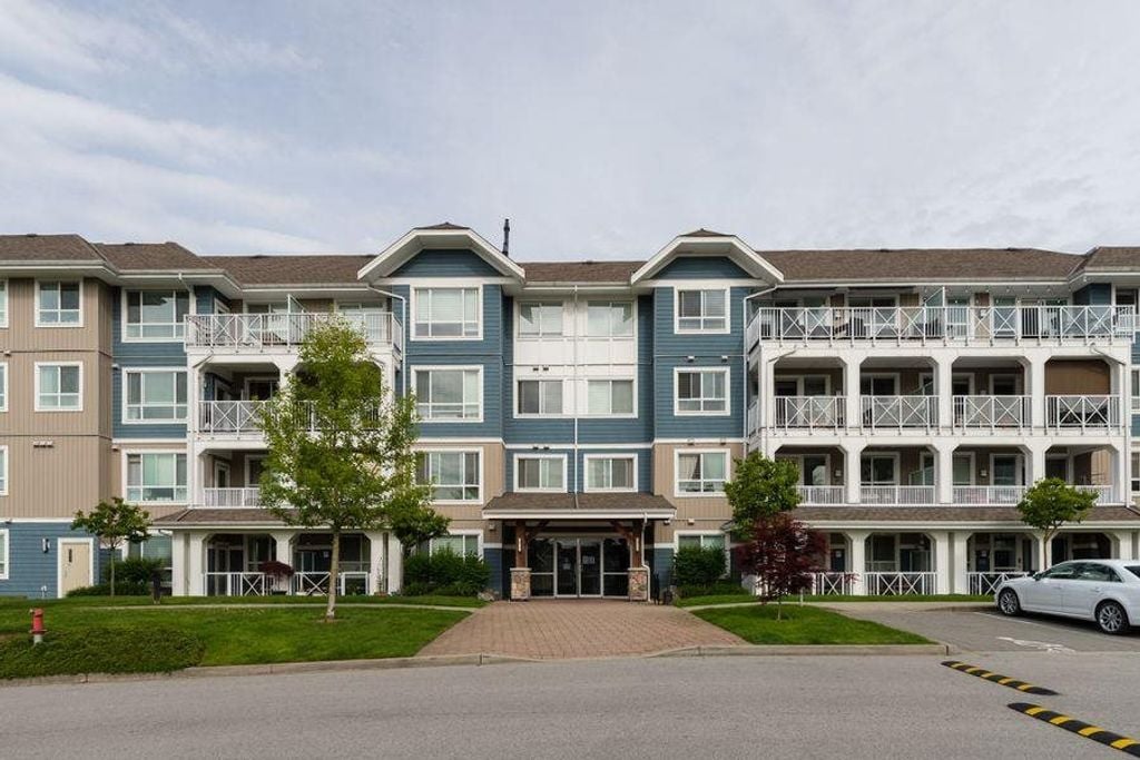 16396 64 Ave, #414