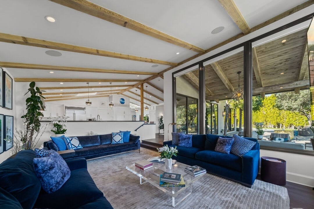 Lumina Villa