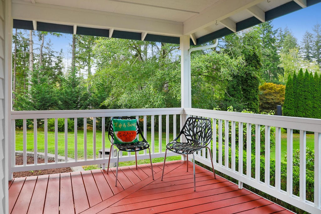 3055 NW Colonial Lane