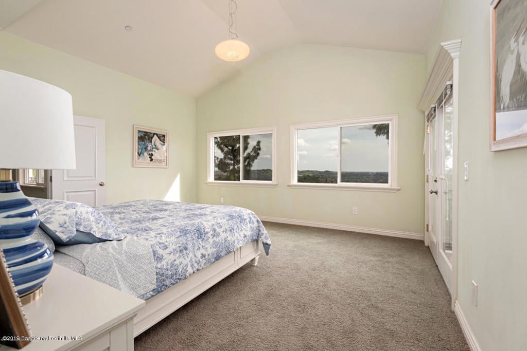 530 Vista Del Llano Dr