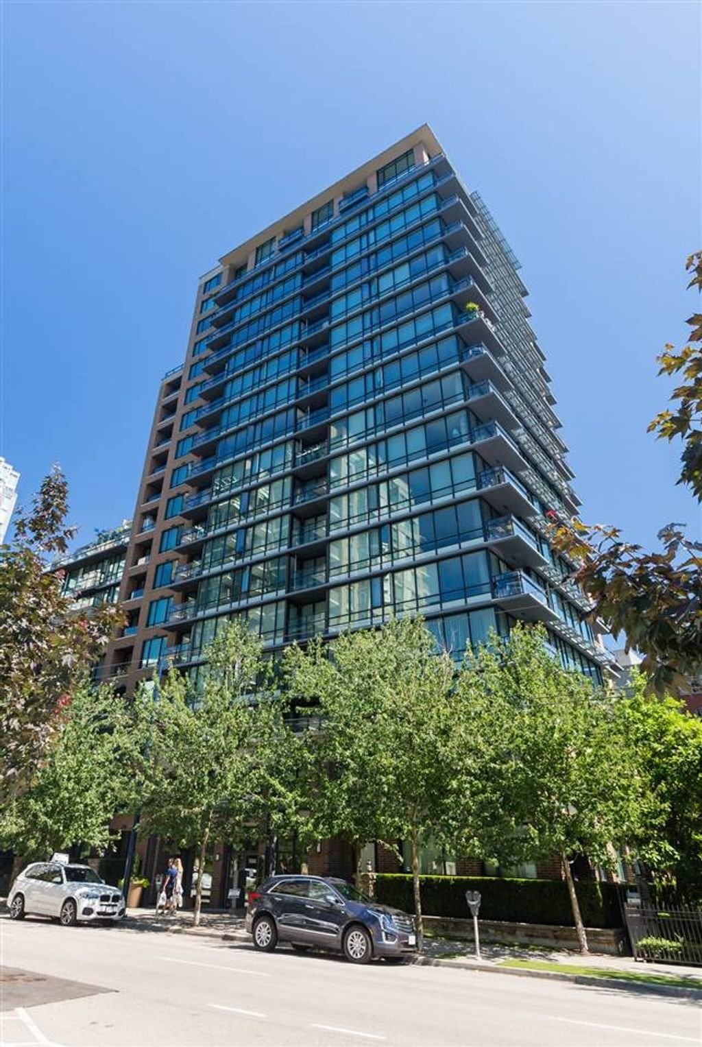 1088 Richards St, #1806