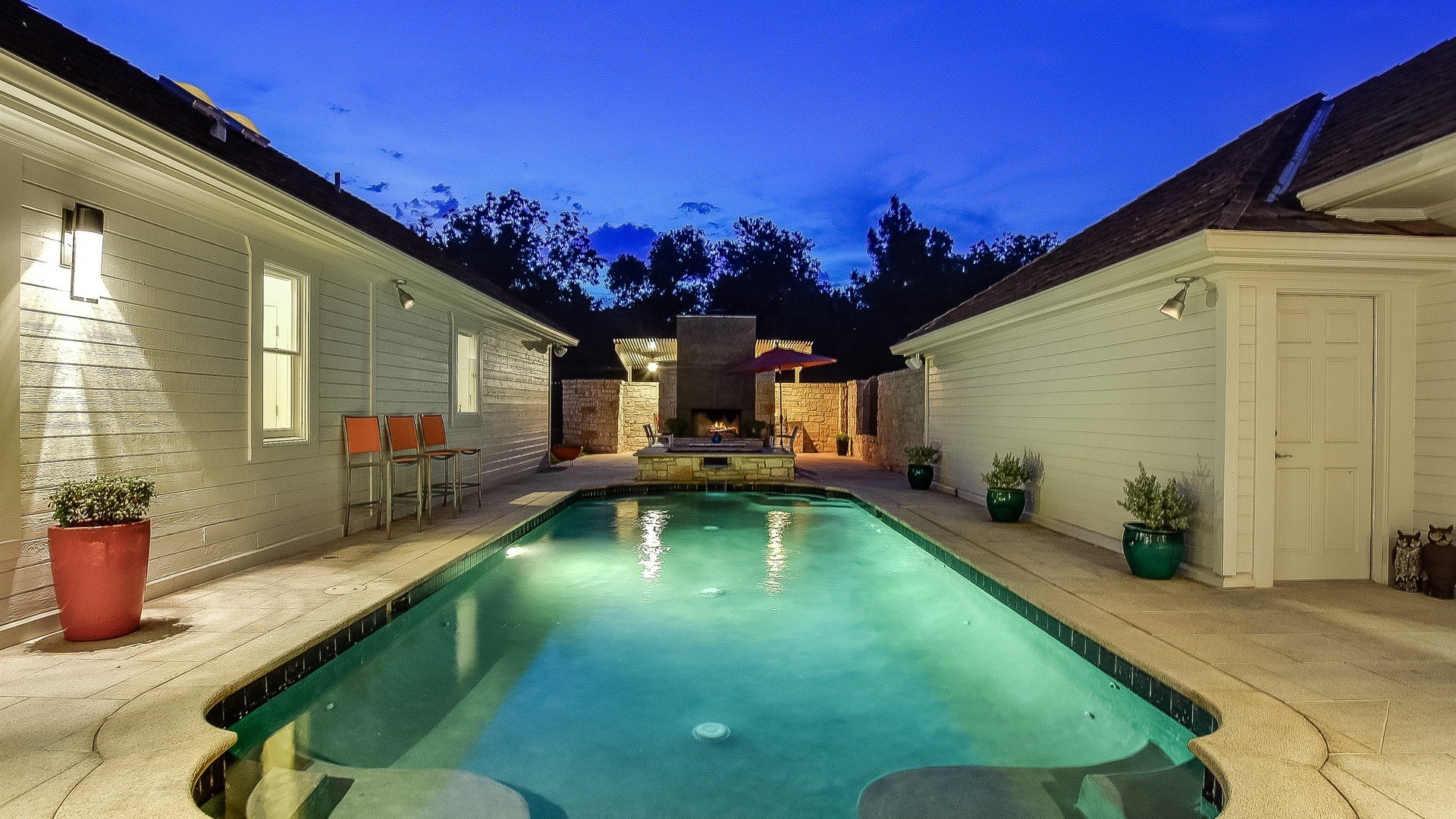 Island Wood Luxury
