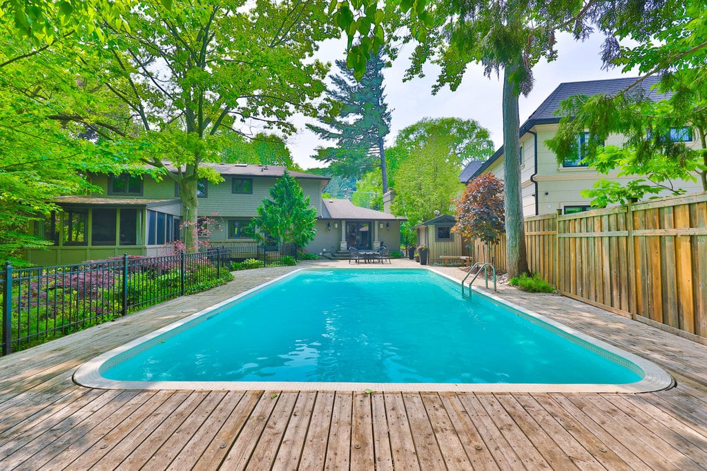 1293 Greenoaks Dr