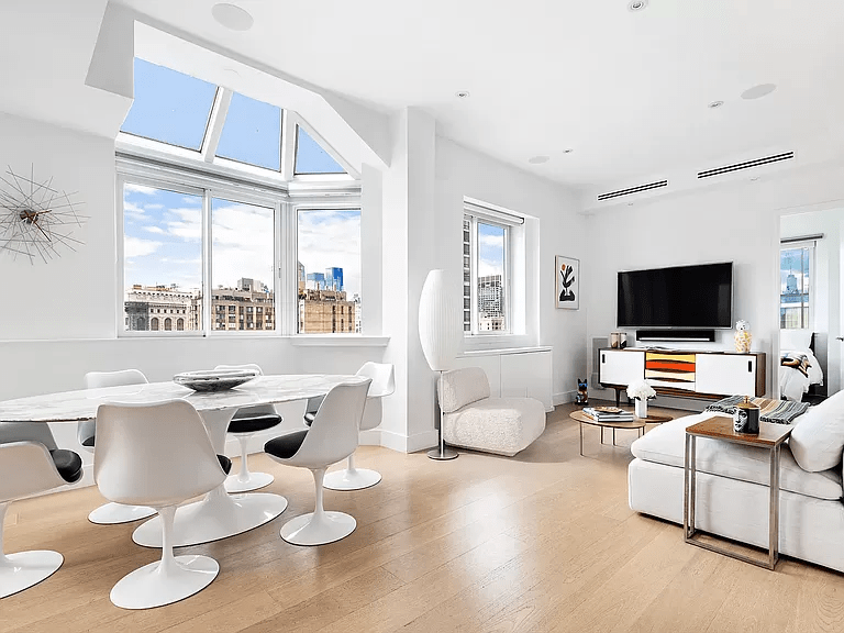 280 Park Ave S, #27J 
