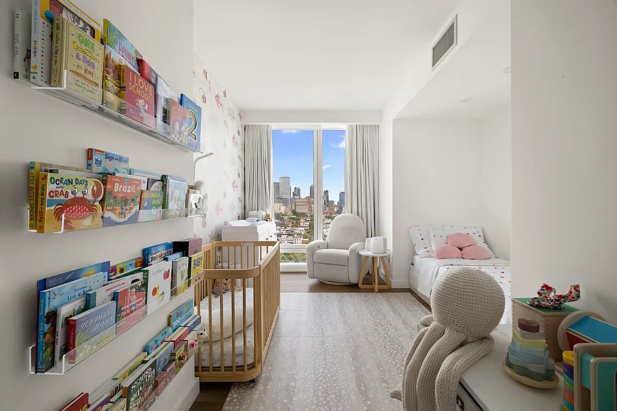 50 Bridge Park Drive Unit: 20D