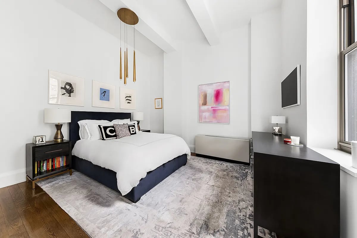 263 9th Ave, #7D