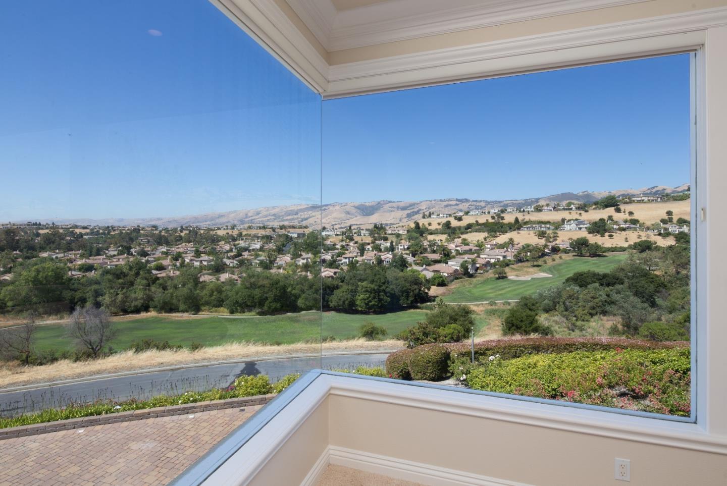 Grand Silver Creek Country Club Estate