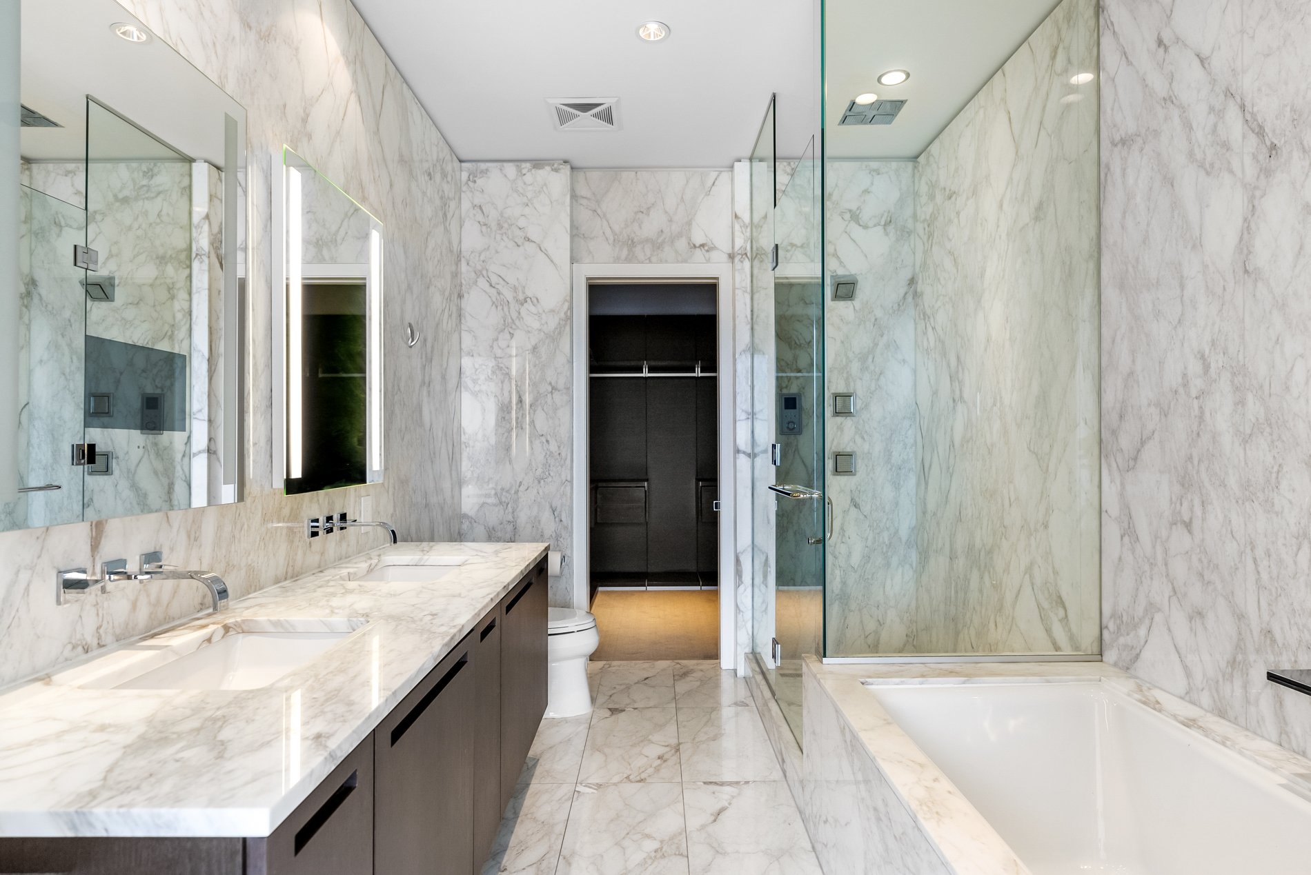 Suite 5804- 180 University Avenue