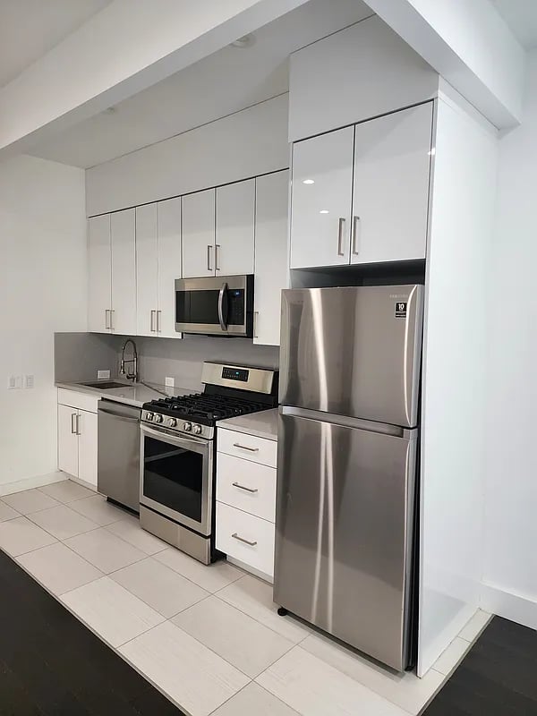 14-40 31st Avenue #1R