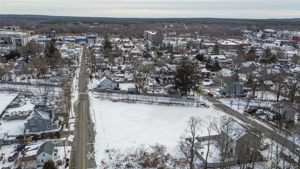 Undisclosed Address, Riverhead