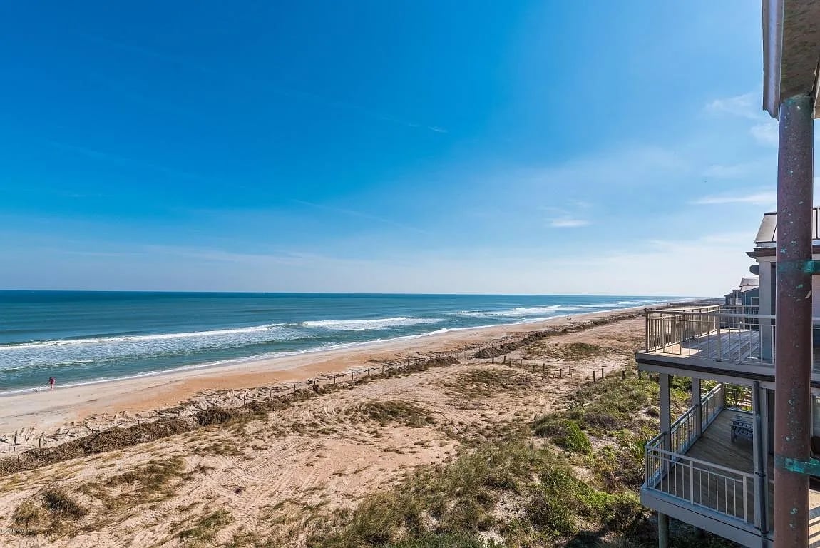 186 Sea Hammock Way