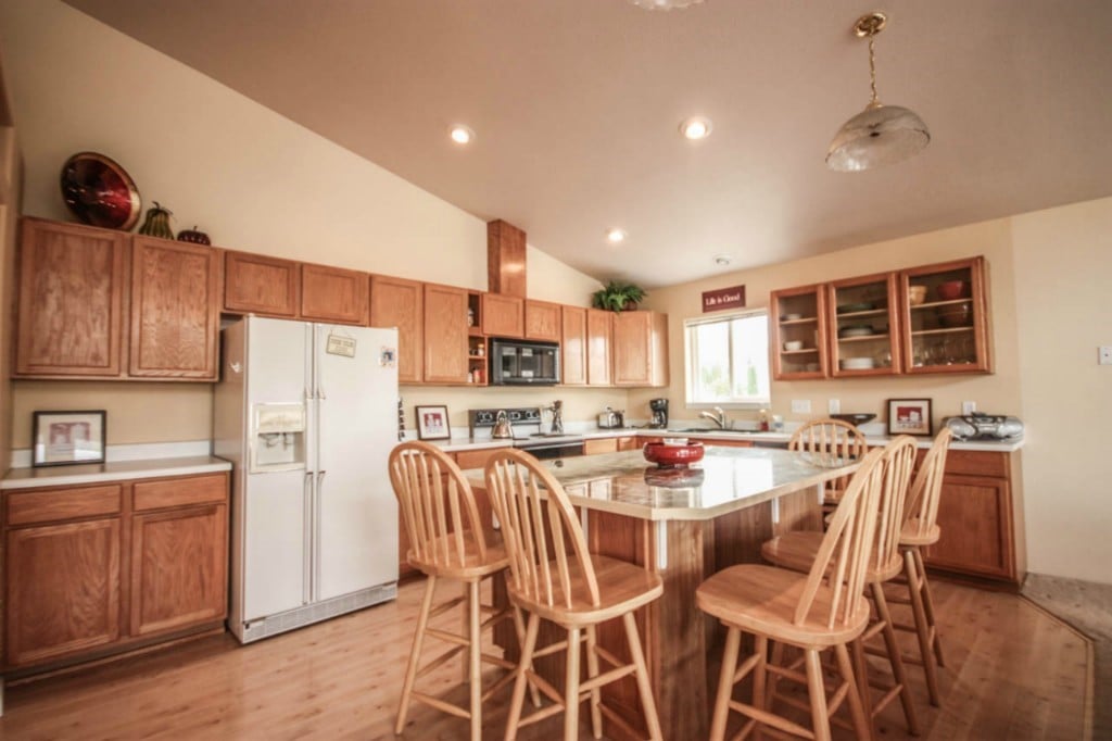 325 W Entiat Dr