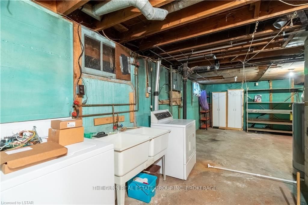 234 Merlin Cres