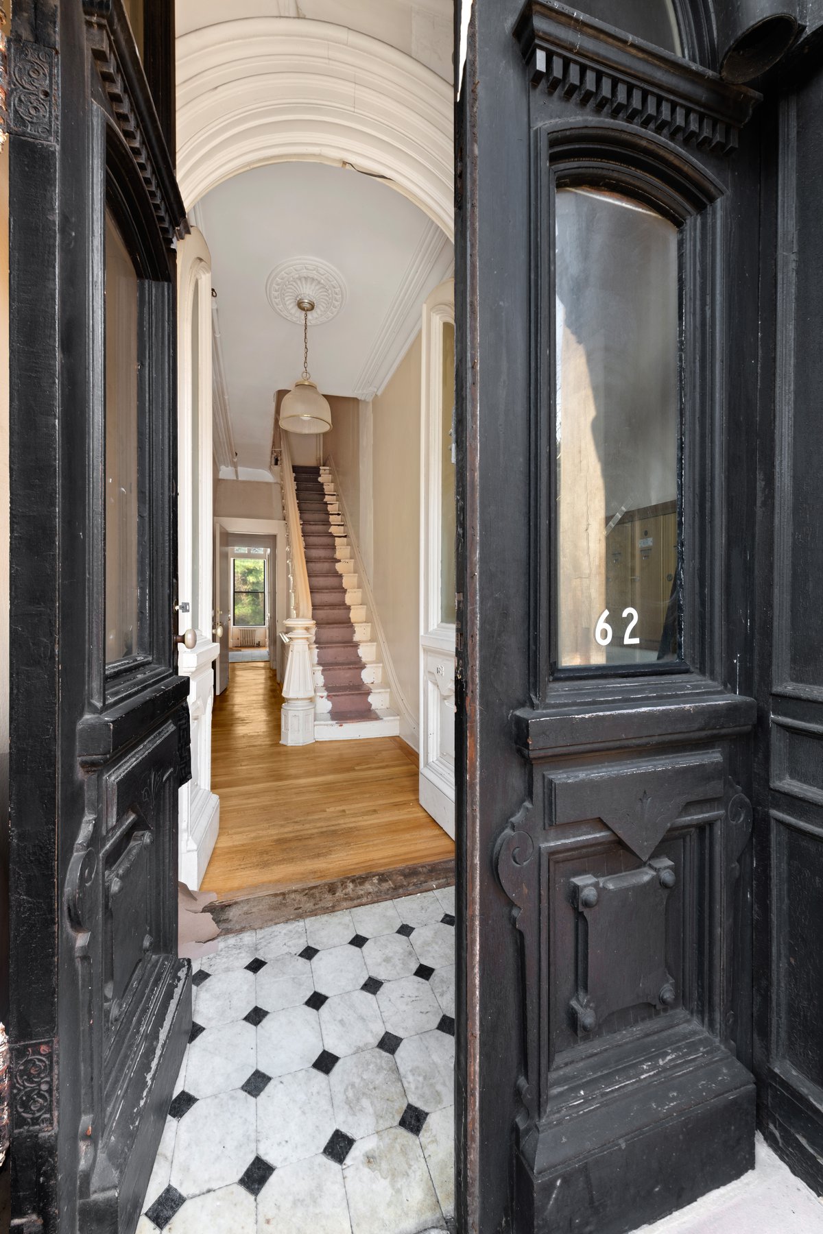 62 Saint Johns Place