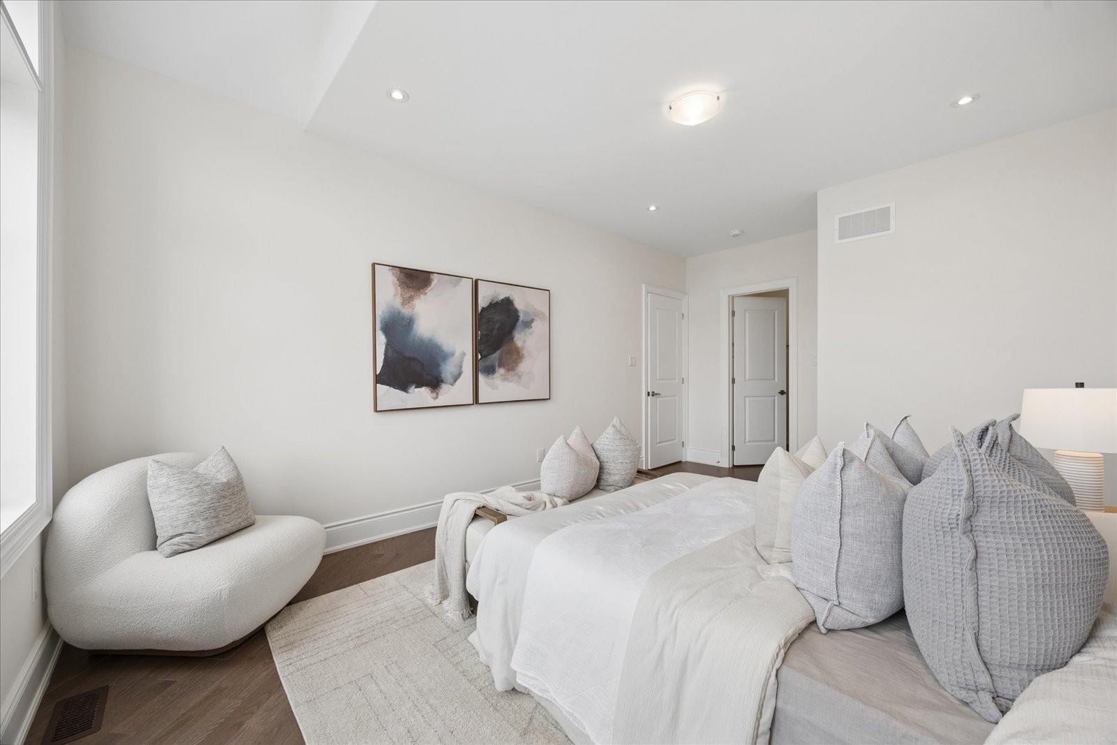 72 Silk Twist Drive, East Gwillimbury