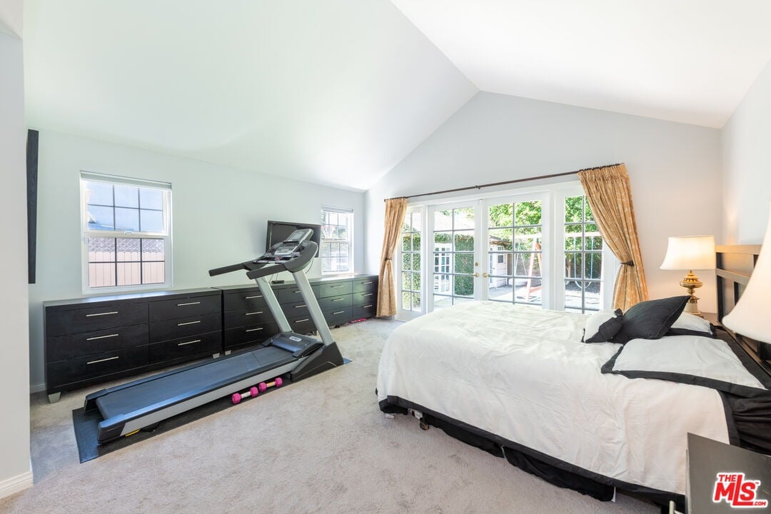 1455 S Roxbury Dr