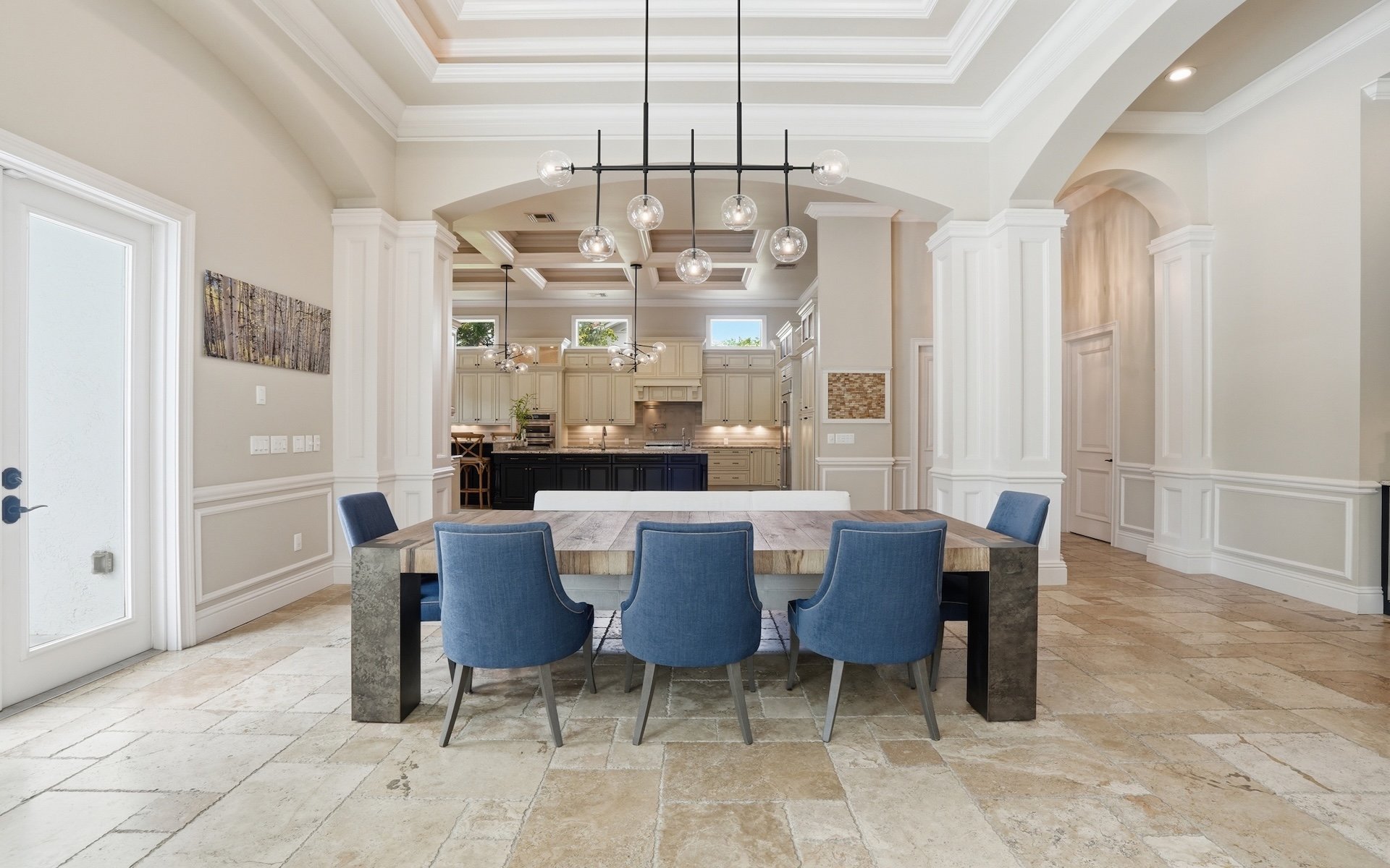 7562 Cordoba Cir