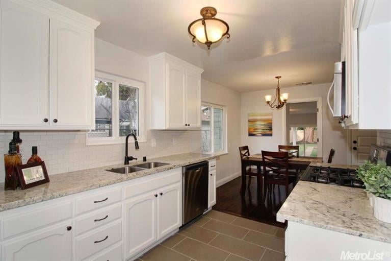 Another Home Sold in Elmhurst!