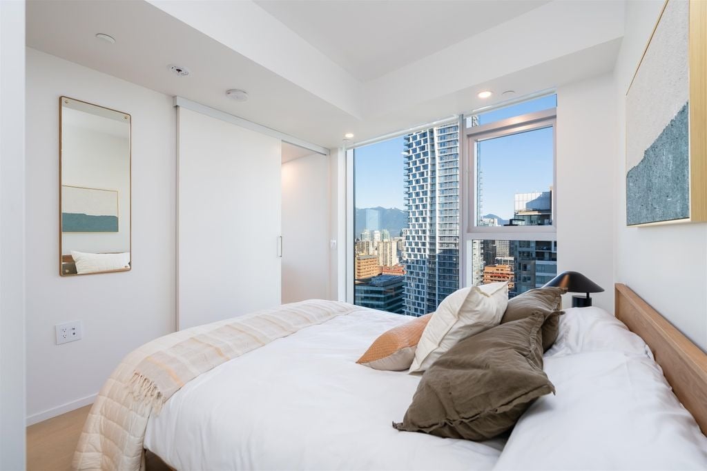 889 Pacific St, #3003