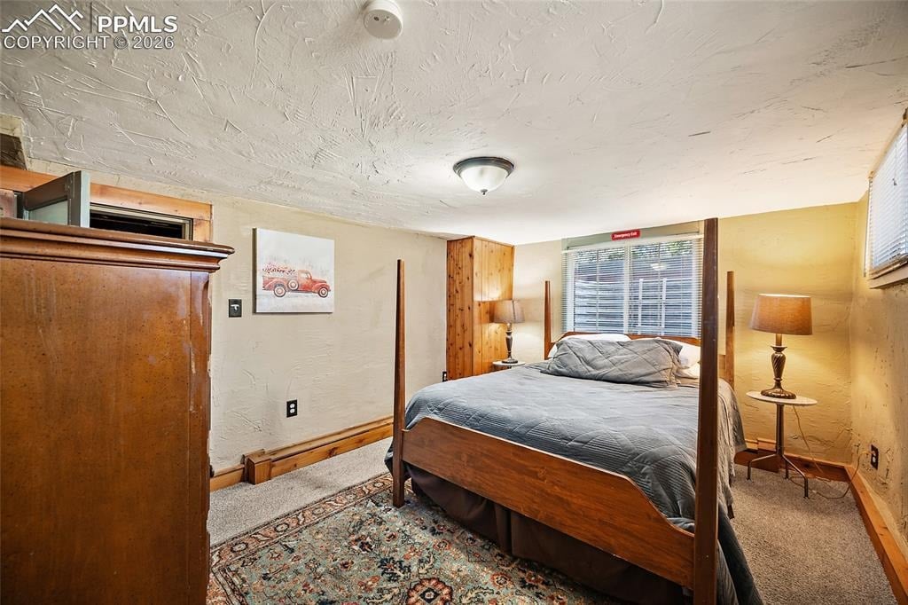 1929 Woodburn Street