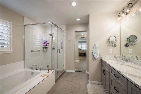 6401 S. Jamaica Circle