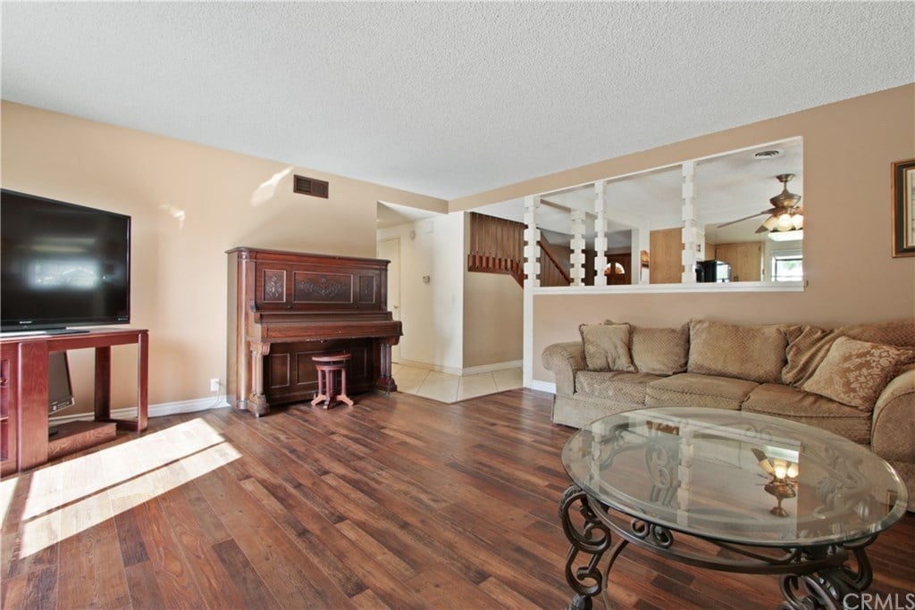 10142 Valley Forge Dr