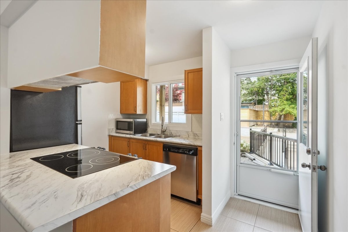 Queen Street East Family Townhome